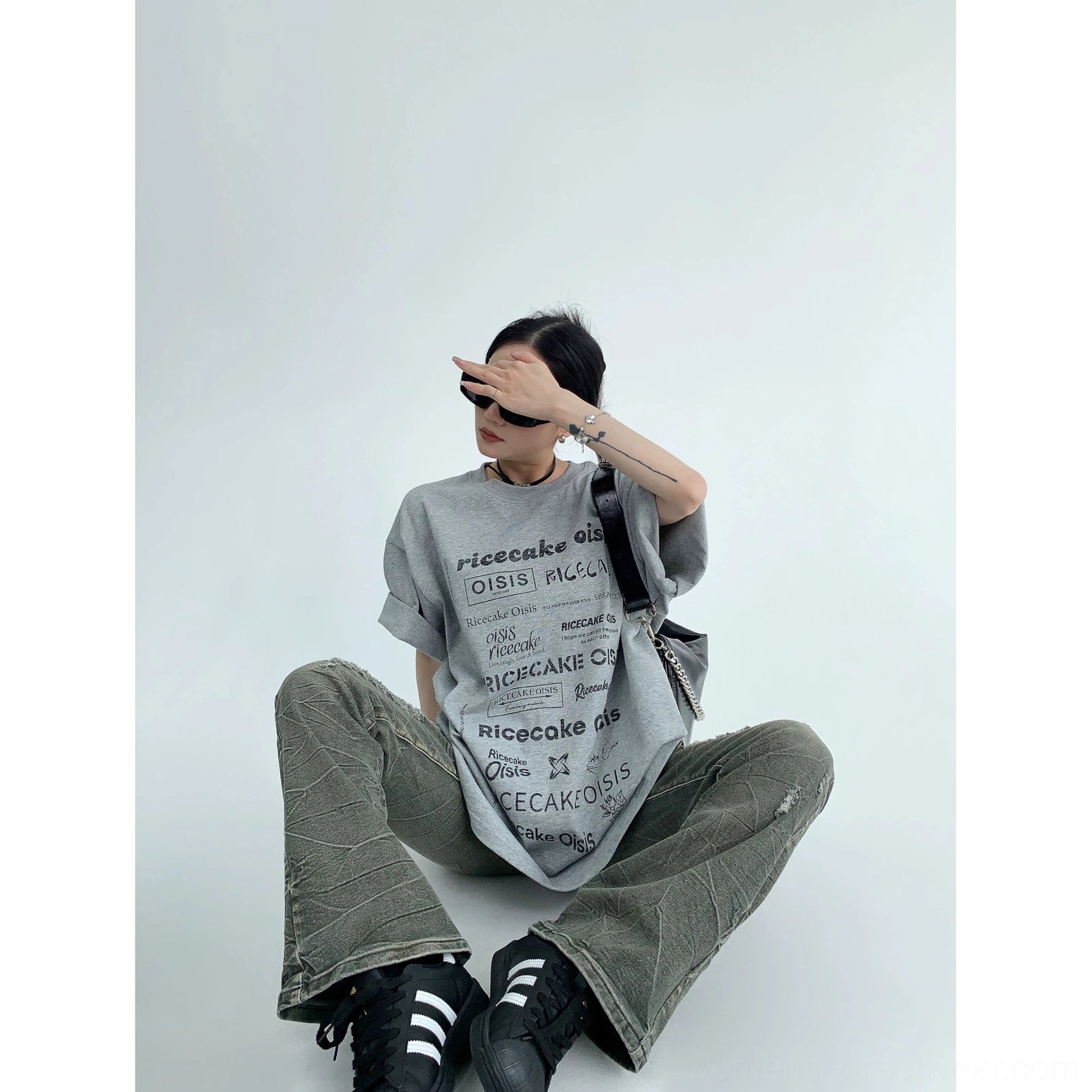 Typographic riot oversized streetwear t-shirt elongated hip-covering loose fit product image