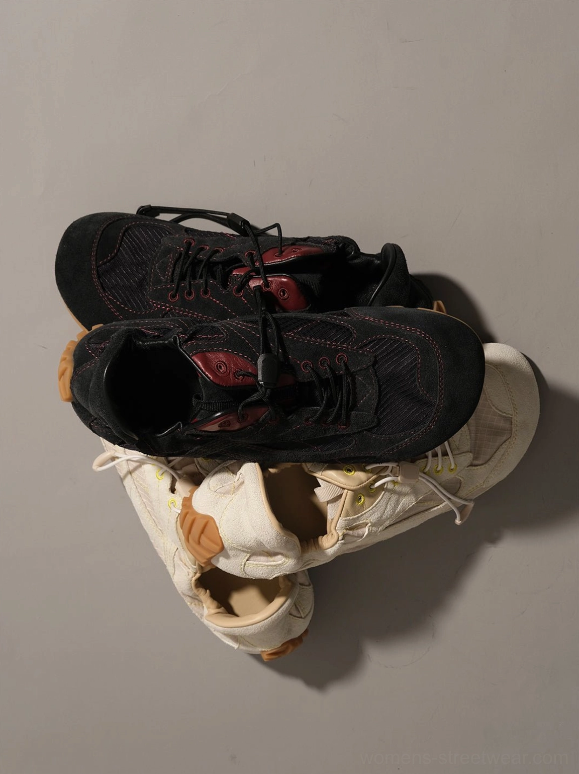 Unisex low-profile trainers with textured nubuck upper and flexible rubber outsole