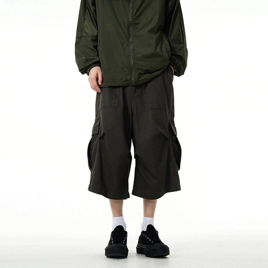 Utility-inspired wide-leg cargo pants suitable for casual city outfits travel and everyday streetwear