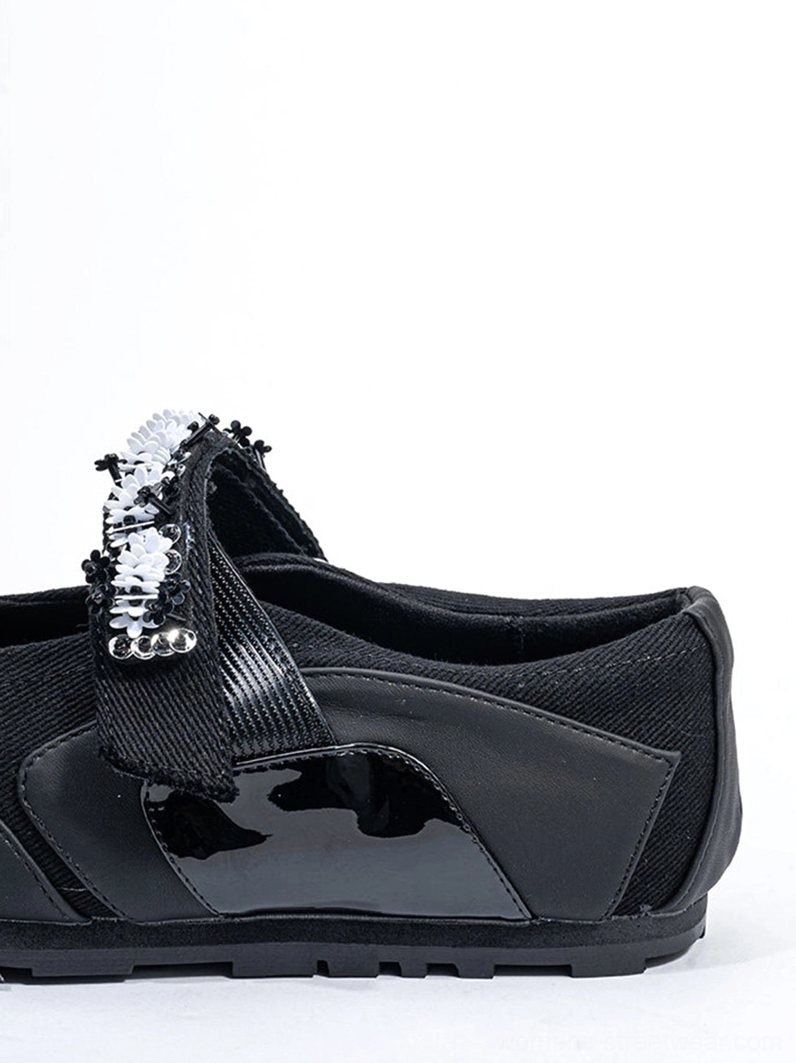 Women's Velcro sport ballet Mary Jane sneakers with rounded toe and flexible flat outsole