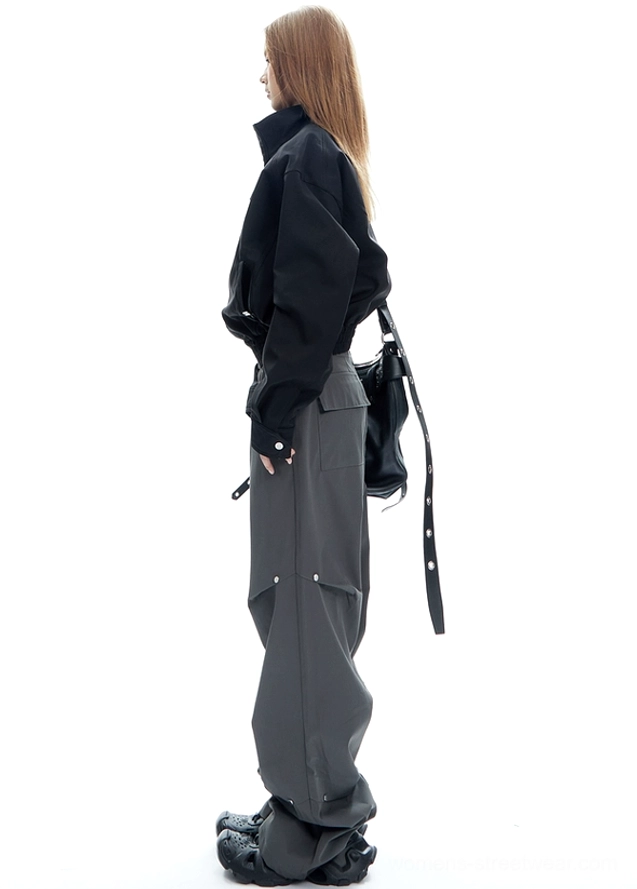 Versatile cropped bomber jacket for wide-leg denim, cargo pants, fitted skirts, techwear outfits, and casual layering