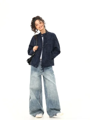 Dark blue faux suede stand collar trucker jacket in relaxed streetwear fit with crossbody bag side front view