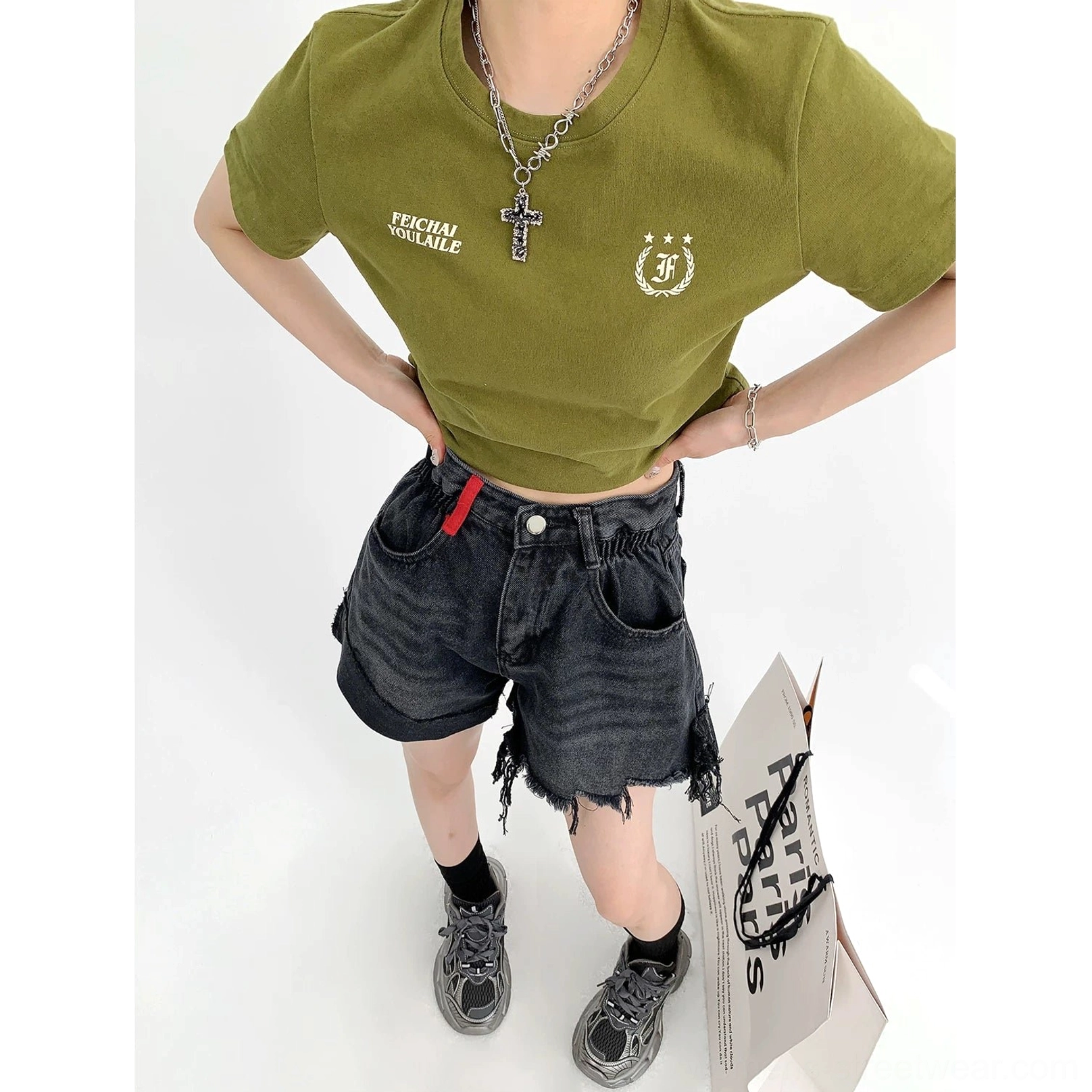 Washed collegiate logo curved hem streetwear t-shirt relaxed oversized fit detail view