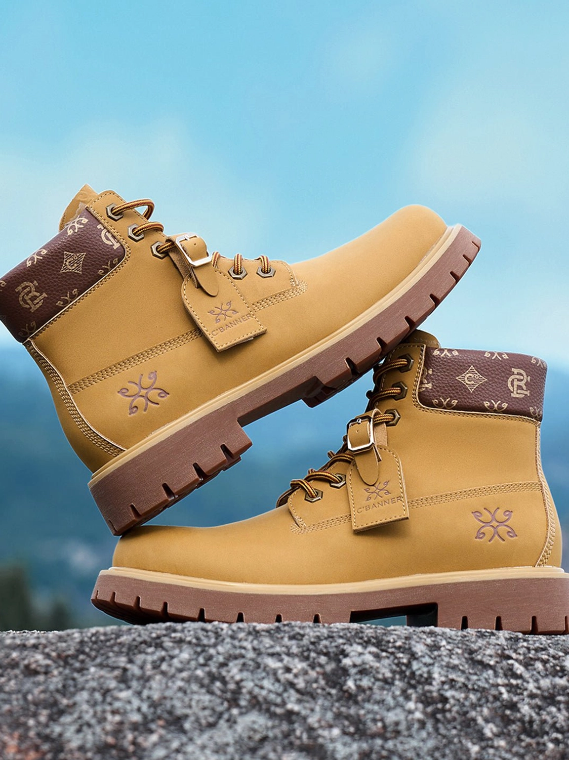 Wheat contrast-stitch lug sole work boots product detail view 12
