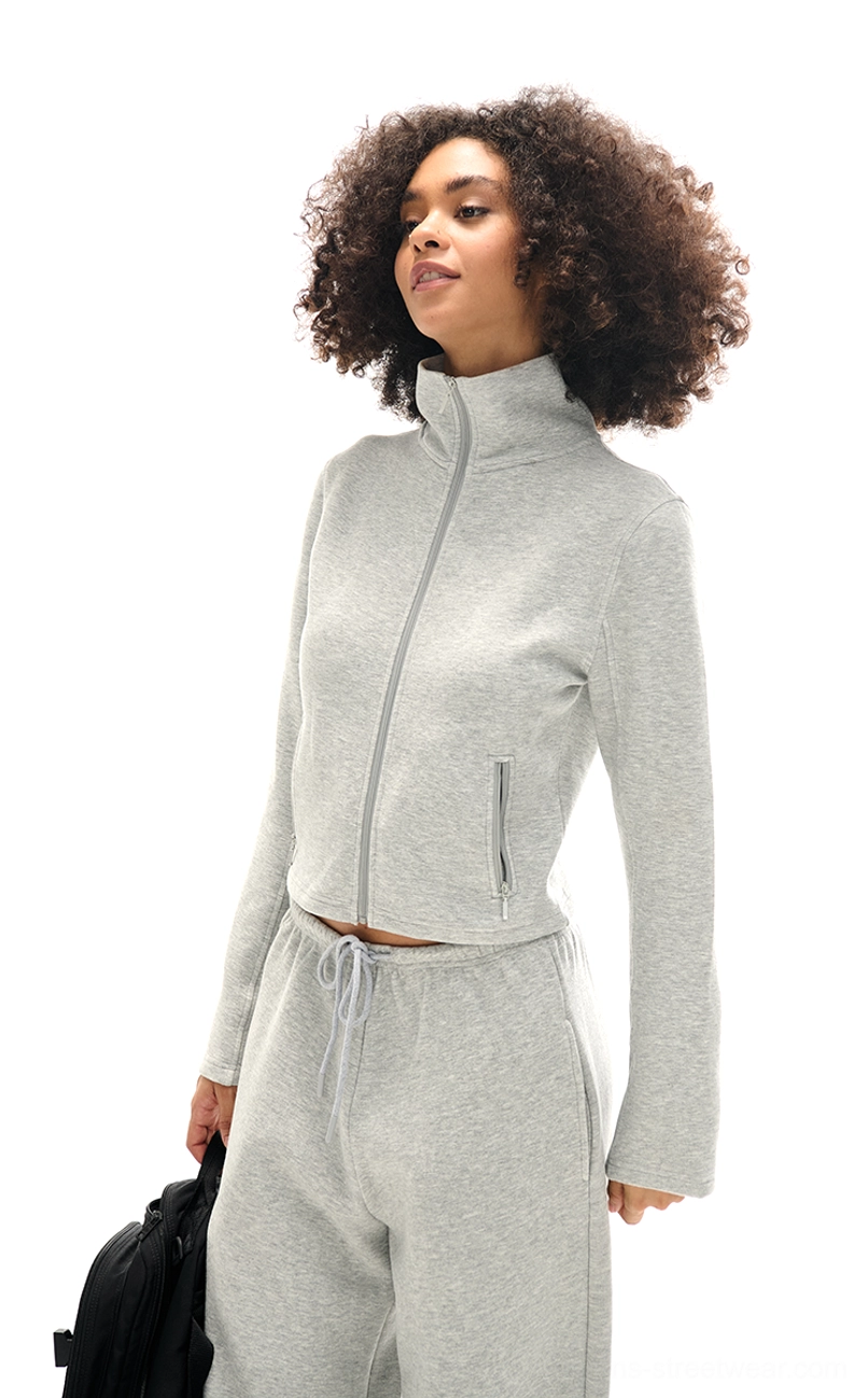 Everyday casual cropped sweatshirt and sweatpants co-ord set for women's urban streetwear wardrobes