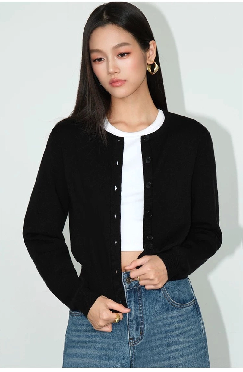 Women's cropped crew neck button front knit cardigan lightweight long sleeve layering piece