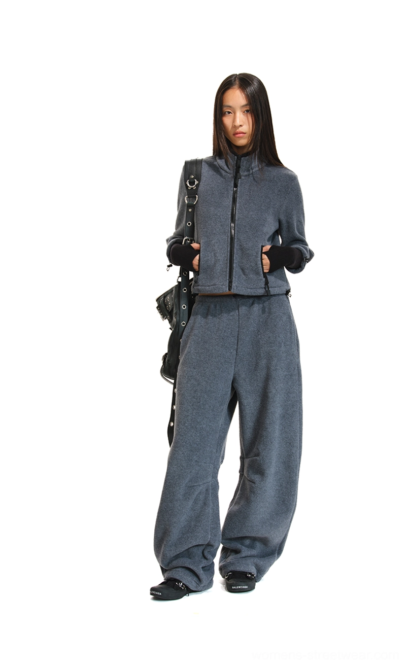 Women's cropped fleece zip jacket and roomy curved-leg fleece pants Korean streetwear styling