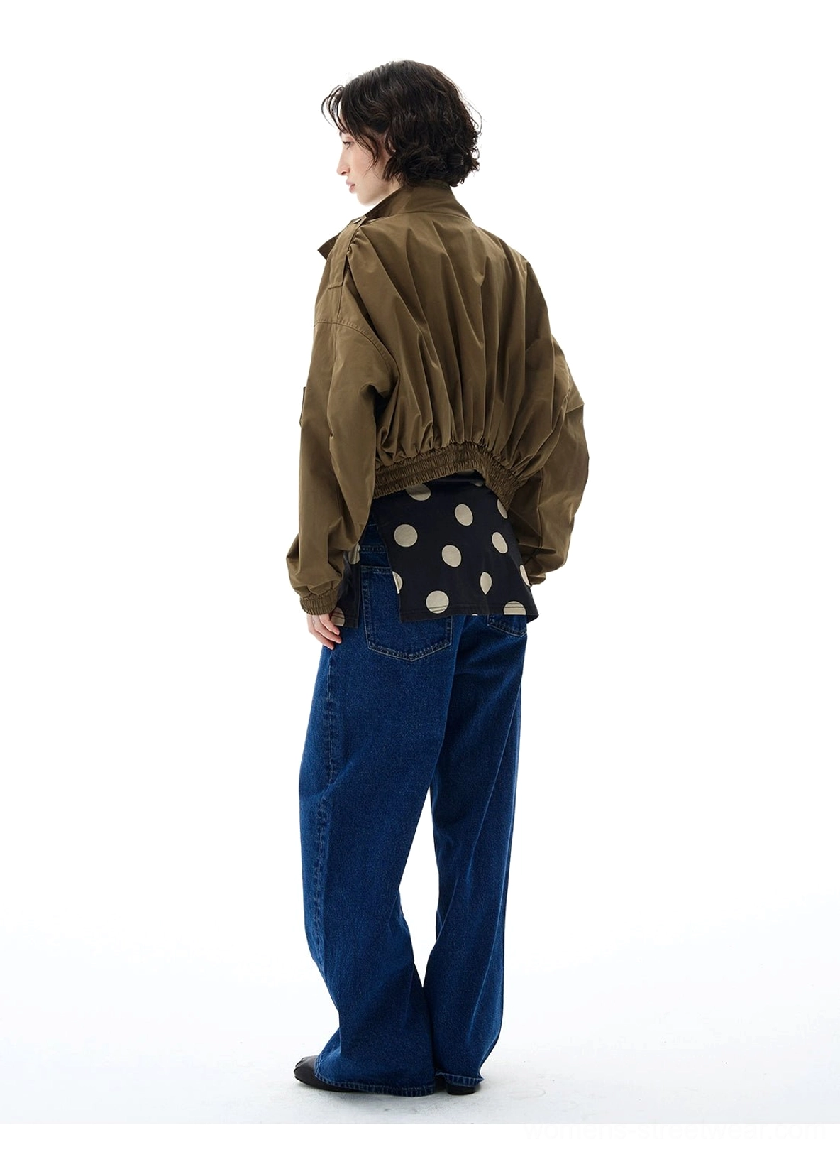 Cropped olive green utility high collar bomber jacket for women's military-inspired streetwear layering