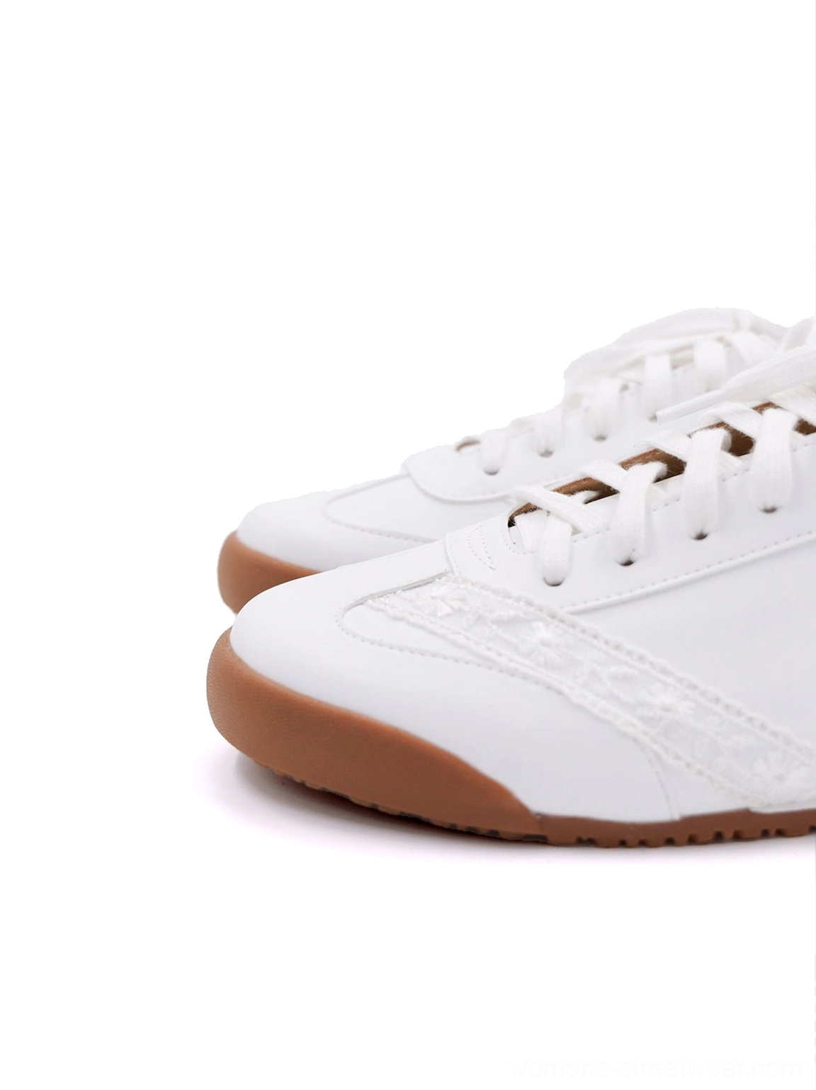 Women's floral lace microfiber leather low-profile sneakers with slim gum outsole and contrast laces