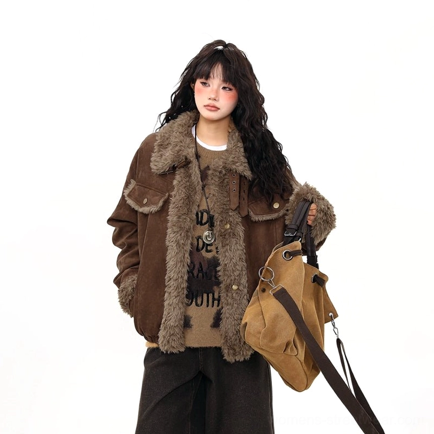 Women’s oversized brown shearling aviator jacket with chest flap pockets, faux-fur collar and cuffs, styled for Seoul streetwear
