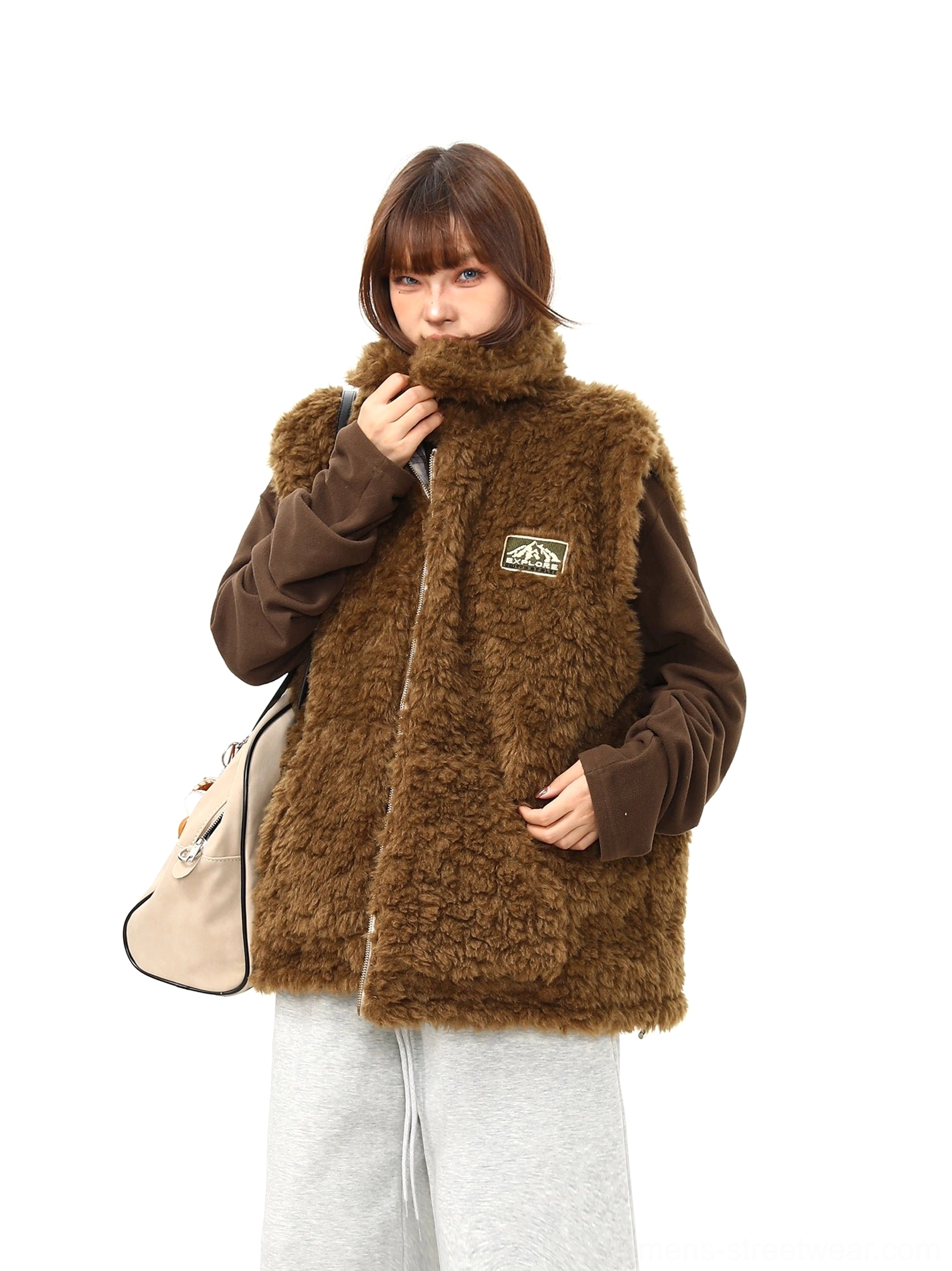 Women's quilted plaid and teddy fleece reversible vest for cozy Korean-inspired autumn streetwear layering
