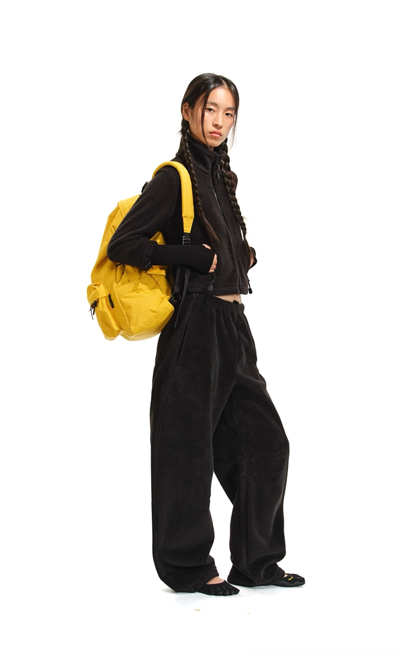 Women's soft fleece cropped zip jacket with high stand collar and relaxed curved-leg pants