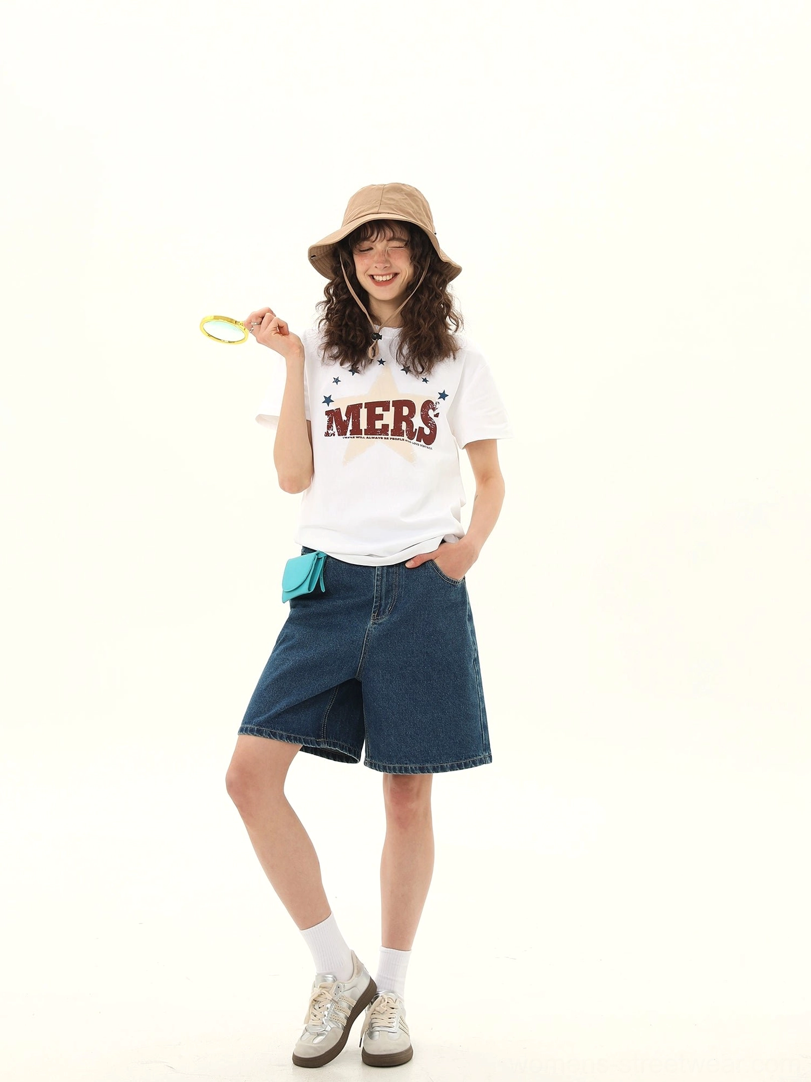 Women's vintage MERS star varsity graphic tee short sleeve crewneck streetwear product view