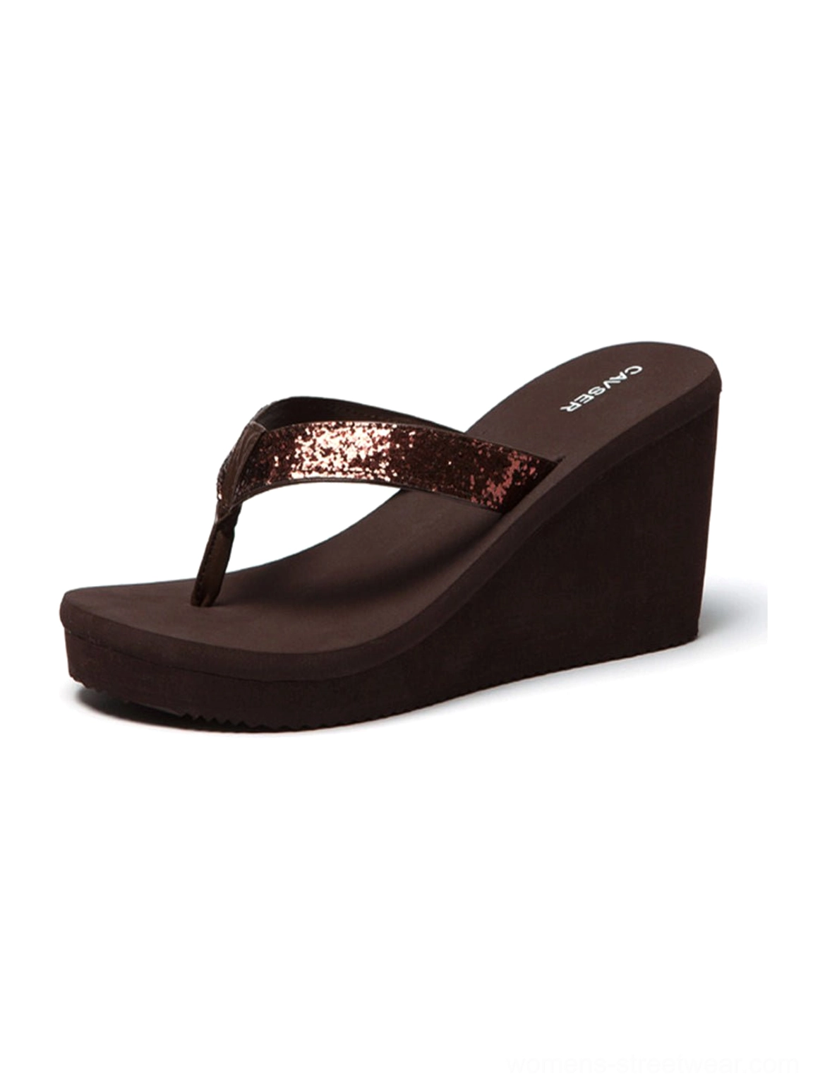 Y2K-inspired women’s platform wedge flip-flops for streetwear and warm-weather styling